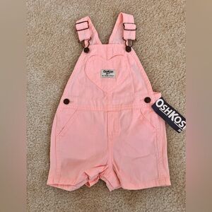 Oshkosh girl pink heart short overalls, size 18m
